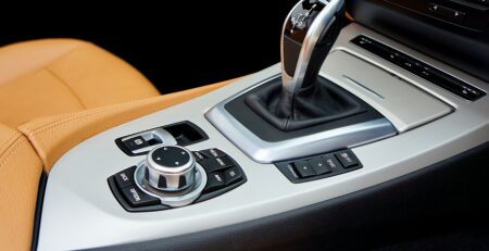 prodotti pulizia pelle auto sedili accessori midor