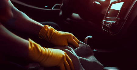 Pulizia interna e esterna auto con prodotti Midor